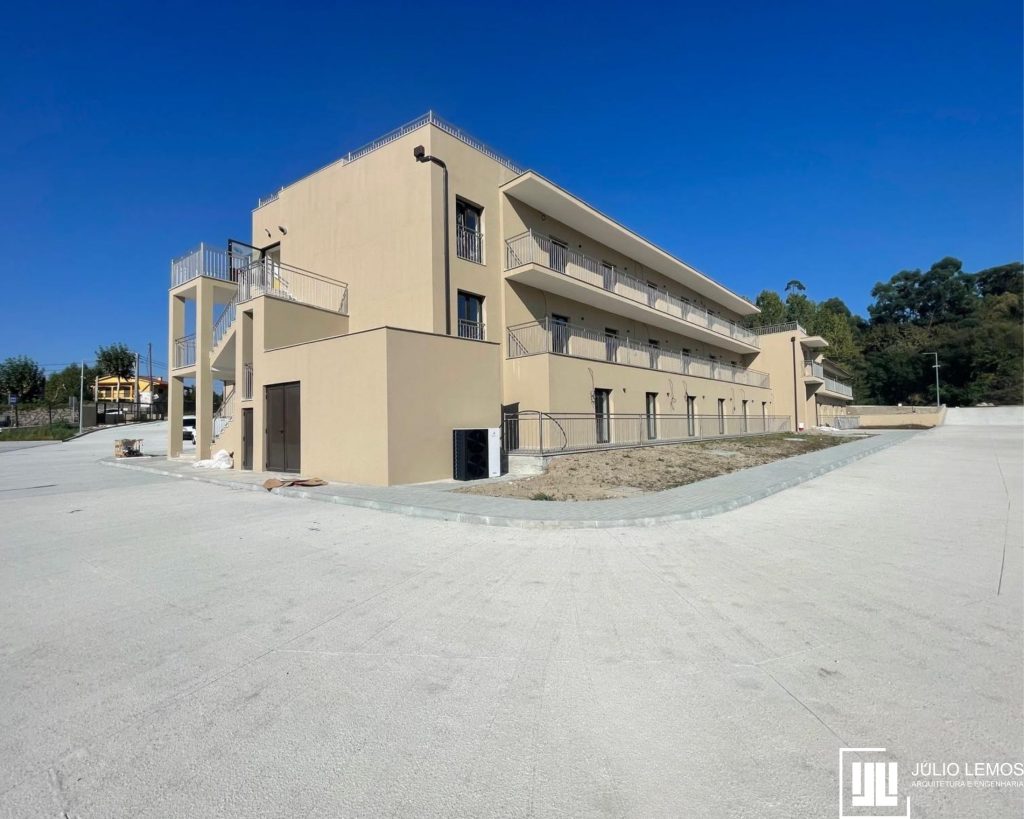 Exterior-9
